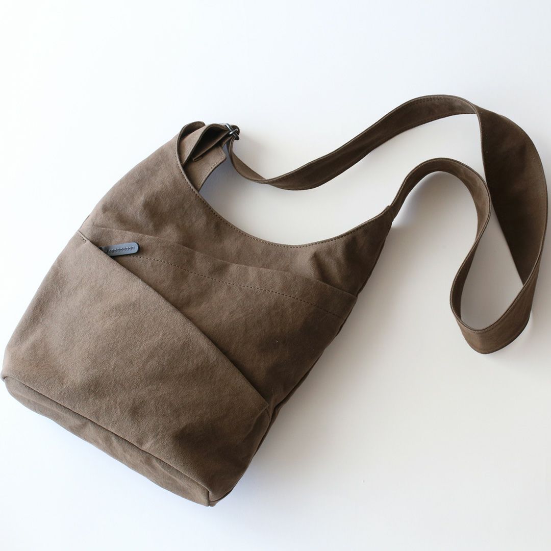 備長炭染め帆布タケノコショルダー | 香久山鞄