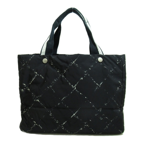 シャネル】ニュートラベルラインは今更流行遅れでダサい？定価やコーデ