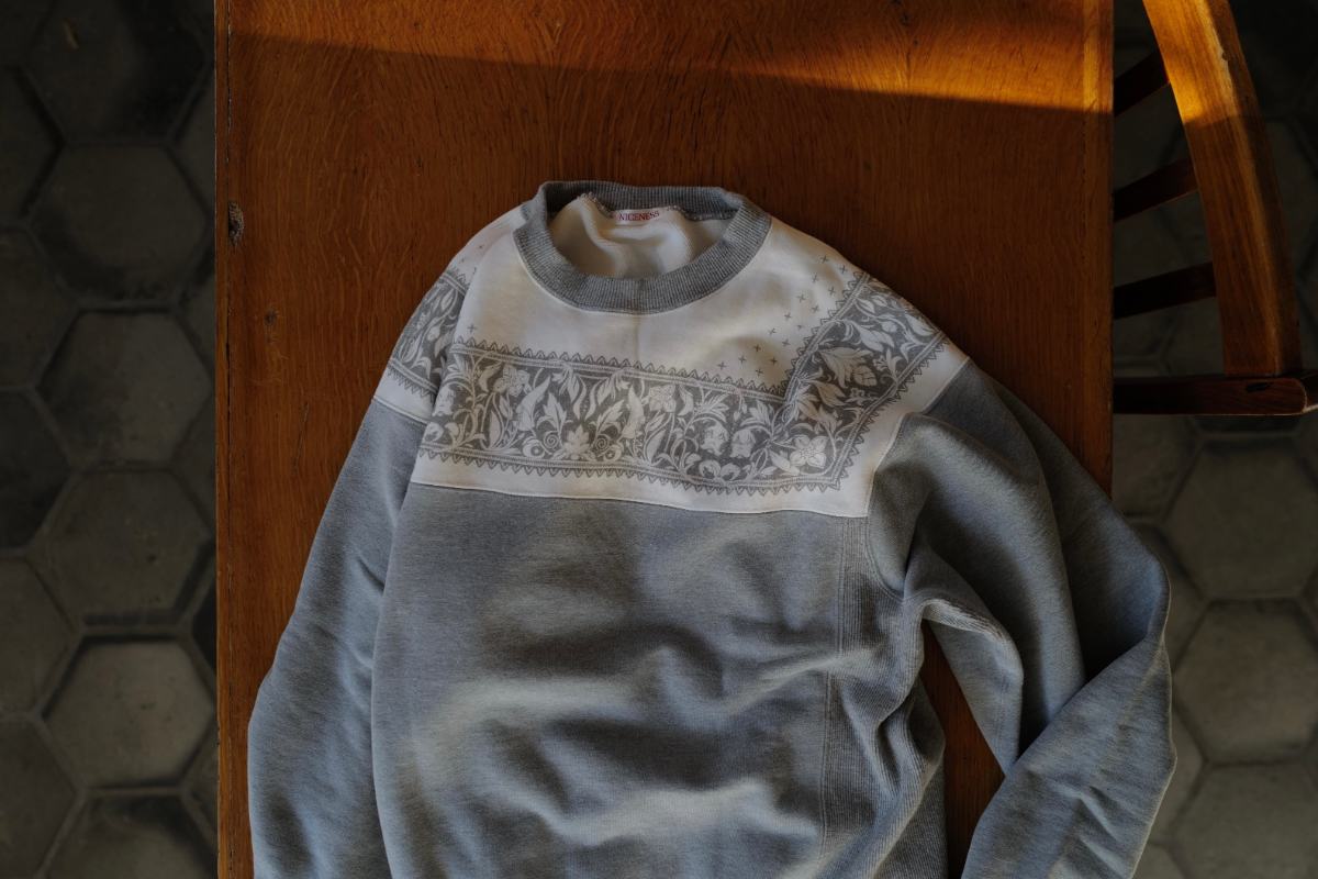 杢グレーの柿柄スウェット - 手記 ｜ 柿乃葉 / KAKINOHAHANARE