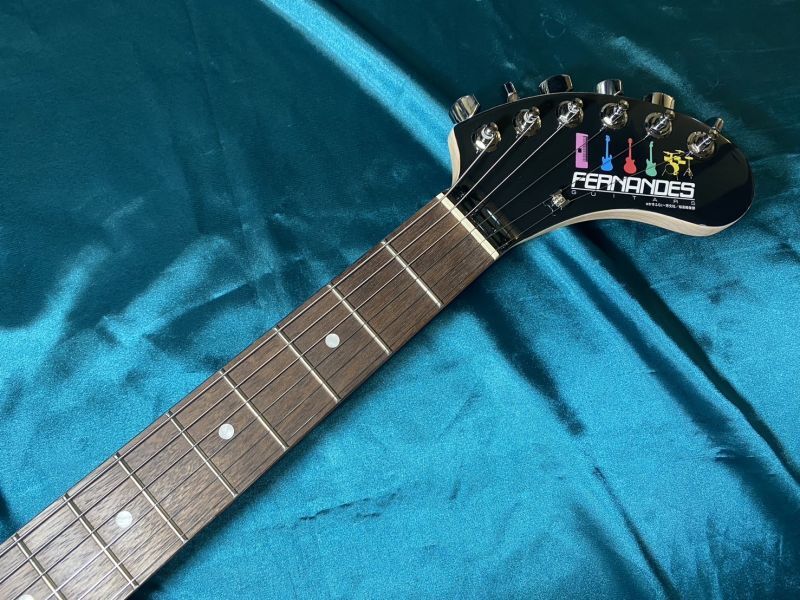 Fernandes / けいおん！コラボ 放課後ティータイム ZO-3ギター【展示品