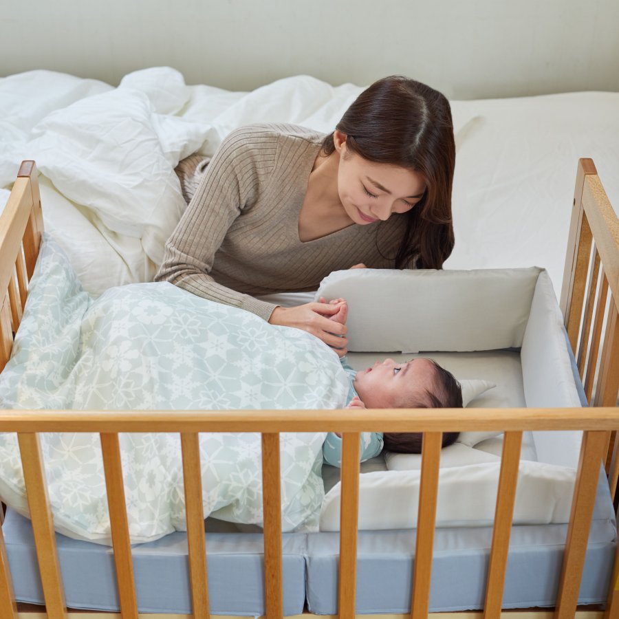 大阪市内引取限定】カトージ ベビーベッド＋組布団 セット KATOJI