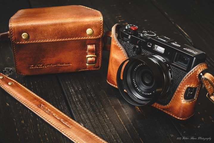 Fujifilm X 100F Leather Camera Case - Combo Set [Lens Hoods (23mm