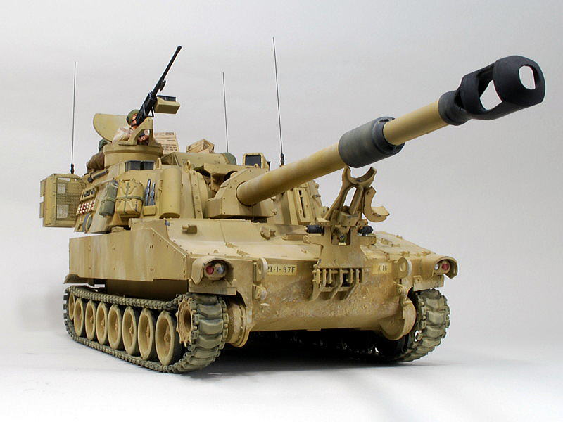 M109A6 パラディン アメリカ軍自走砲 イタレリ 1/35 組立と塗装・製作