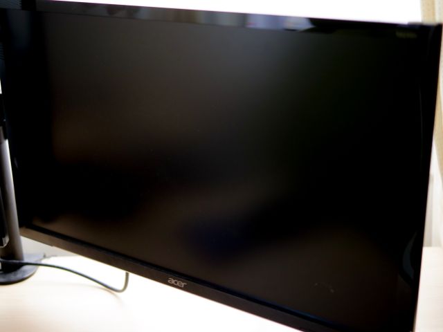 Acerの24インチモニター「KA240Hbmidx」を2台買って1年使ってみた