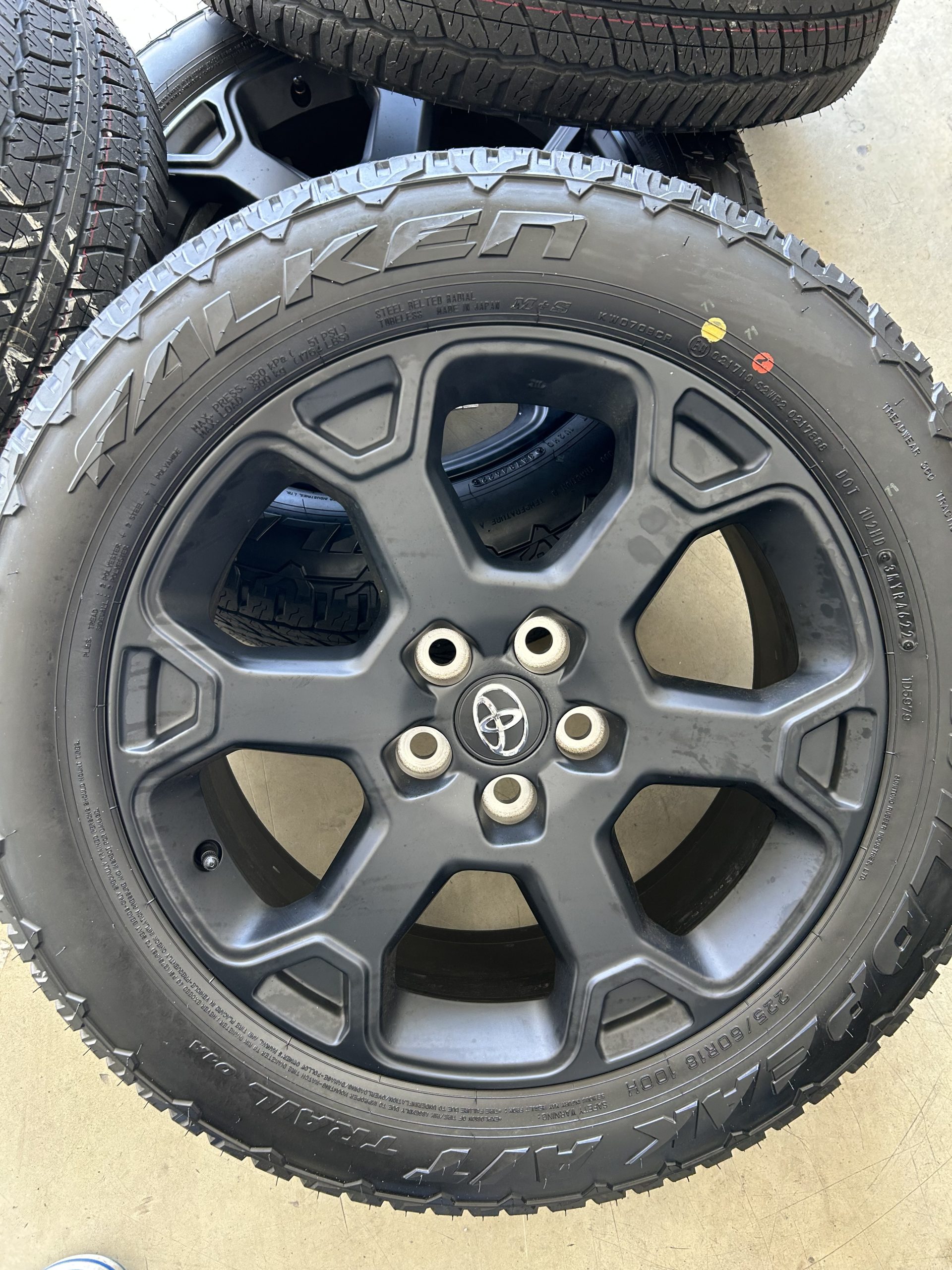 RAV4 オフロードパッケージ 純正アルミホイールの高額査定価格 お買取り