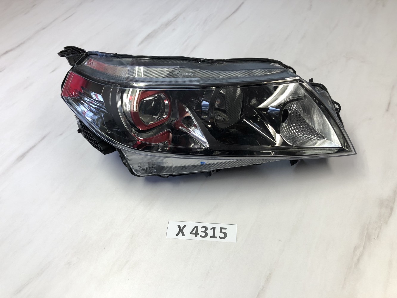 SUZUKI VITARA SCHEINWERFER RECHTS LED ROTE LINSE NEU ORIGINAL