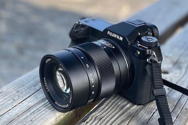 GFXをより中判らしく感じせてくれた、Mitakon Speedmaster 65mm f1.4と