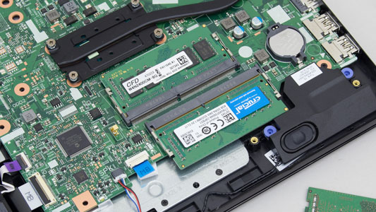 Inspiron 15 3000のSSD換装＆メモリー増設方法：パーツ交換で性能が