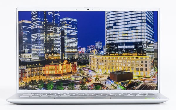 デルInspiron 13 7300レビュー：重量999gの超軽量＆超コンパクトな13.3