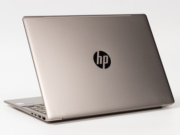 HP Pavilion Plus 14-ehレビュー：マニアックなニーズのための軽量薄型