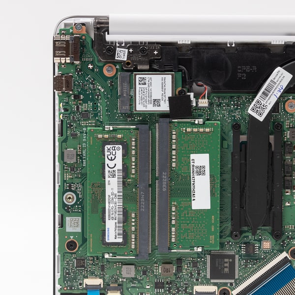 HP 15s-fqのメモリー増設方法について | こまめブログ