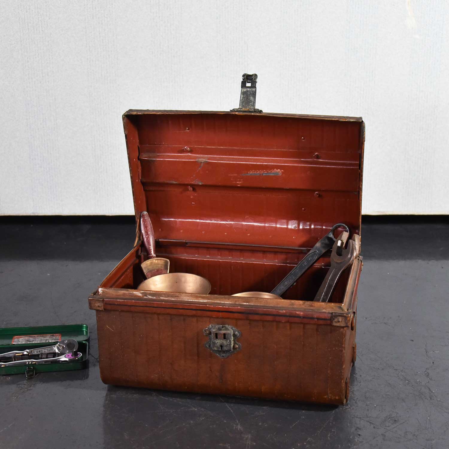 英国 ヴィンテージ収納ボックス .TR-01 – 神戸アンティークウェアハウス