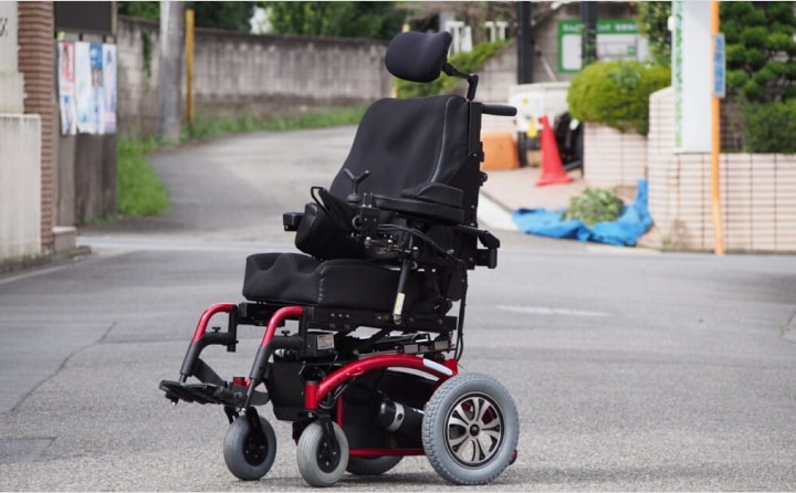 らくらく電動車いすブリッジTR | 株式会社コボリン
