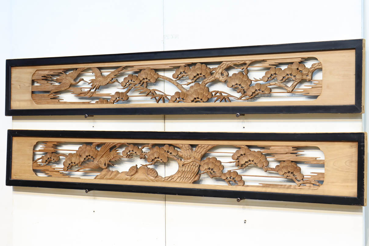 松と鶴亀の風景を繊細に描いた彫刻欄間 EZ2410ab 在庫(a:1 b:0)枚 – 古