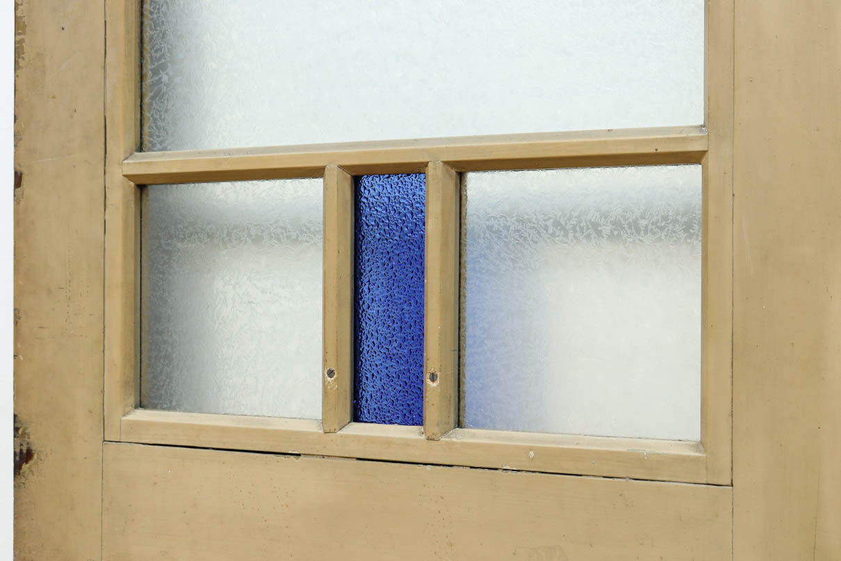 幅780ミリ 高さ2110ミリ!! スラリとしたシルエットにブルーガラスが