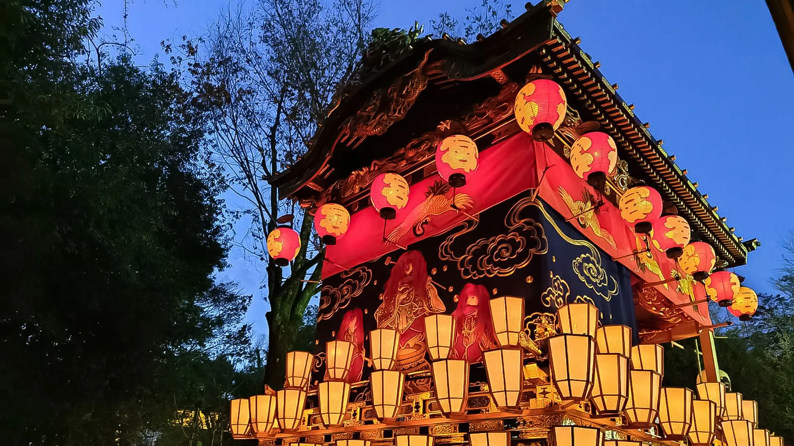 2025年版】秩父夜祭（12月2日・3日）完全ガイド｜見どころ・屋台グルメ