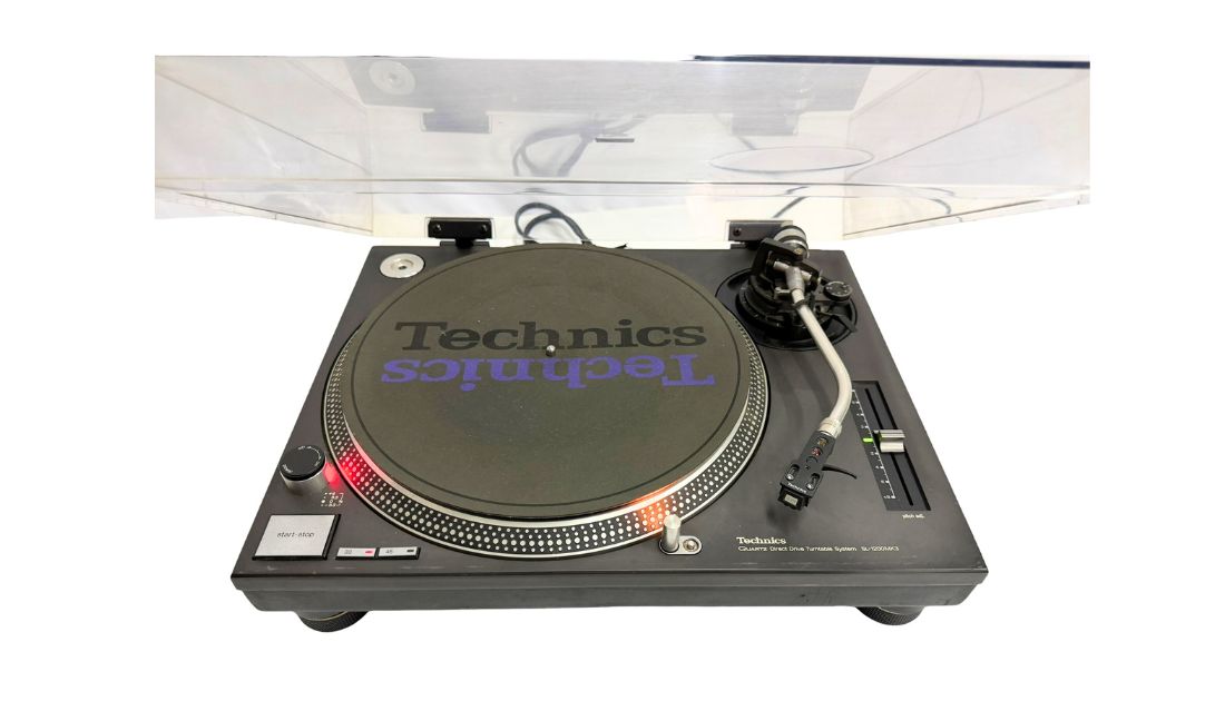 Technics テクニクス SL-1200MK3 ターンテーブルを買取！