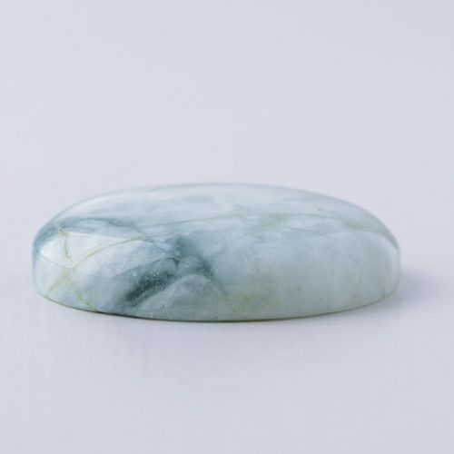 飴のような艶やかさと透明感】（高品質淡緑色ヒスイ）糸魚川天然翡翠