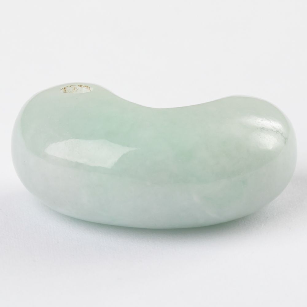 プレミアム・アイスジェイド・艶美麗】（プレミアム淡緑色ヒスイ