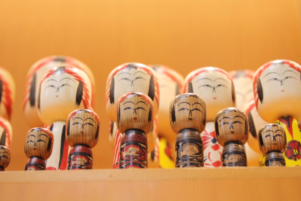 伝統こけし 朝倉光洋作「七福神入れ子」 朝倉光洋伝統こけし 木地玩具