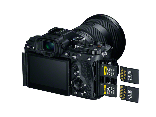 デジタル一眼カメラ「α7R V」の付属品は何が入ってる？日本のソニー