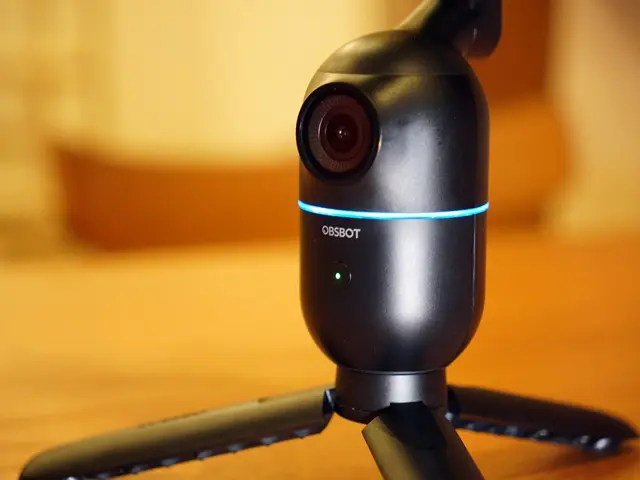 OBSBOT Meレビュー｜自動追跡してくれるスマホスタンド！使い方が