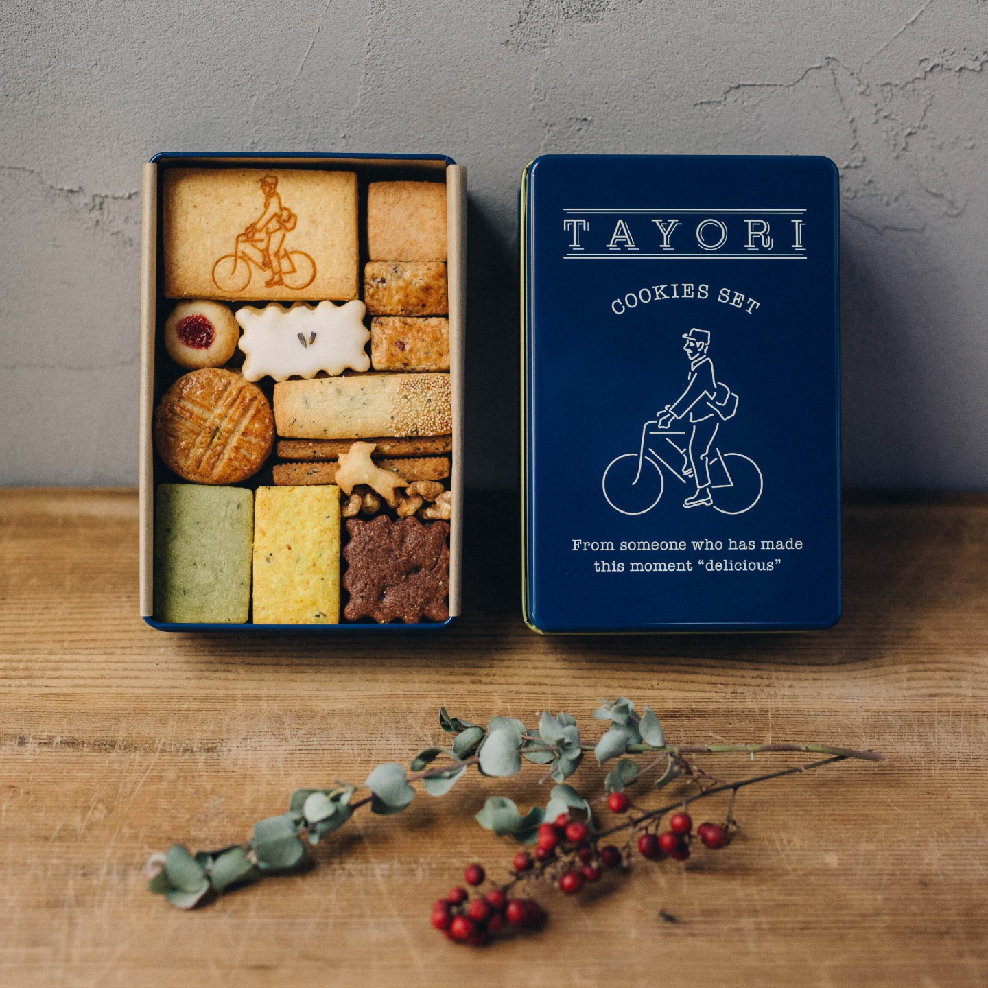 お菓子缶研究家・中田ぷう厳選】年末のギフトにぴったりな3,000円台の