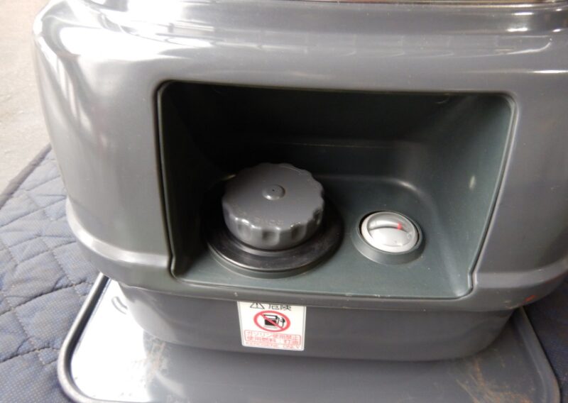 中古品 トヨトミ 自然対流強制通気形開放式石油ストーブ KF-N195 2014