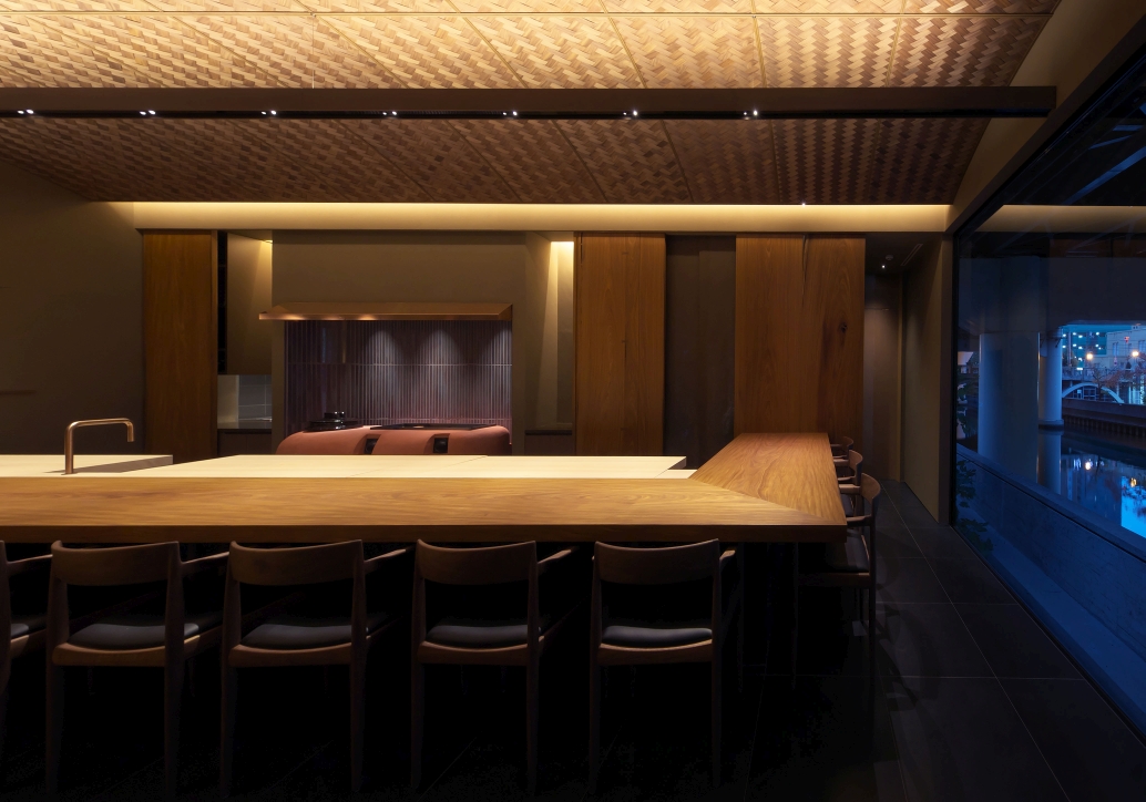 弧柳 | WORKS | KURU CO.,LTD