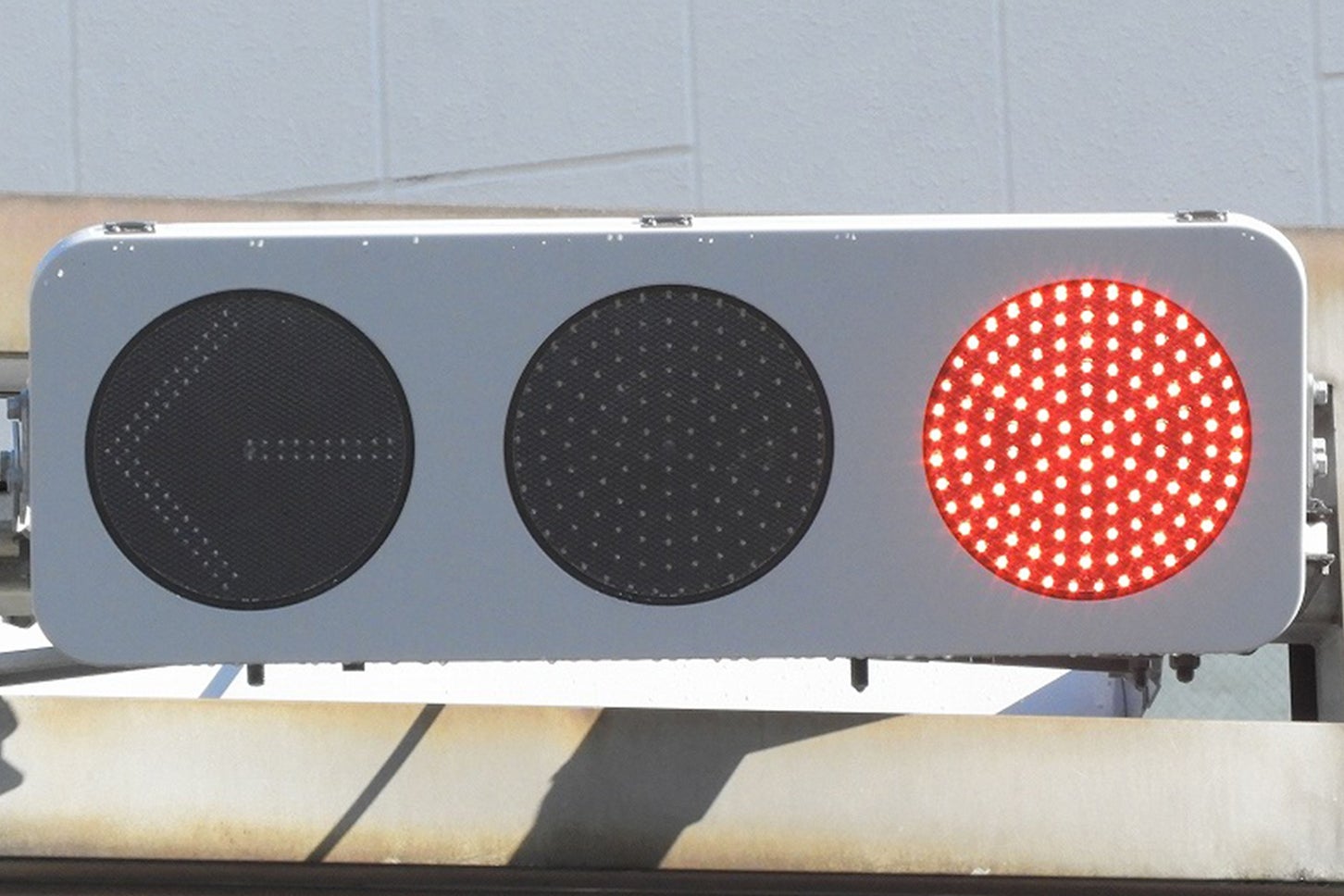 青の位置が矢印の信号機」ってなんだ？ 更新で消えゆく超激レアモデル