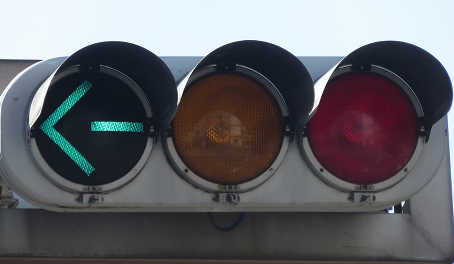 青の位置が矢印の信号機」ってなんだ？ 更新で消えゆく超激レアモデル