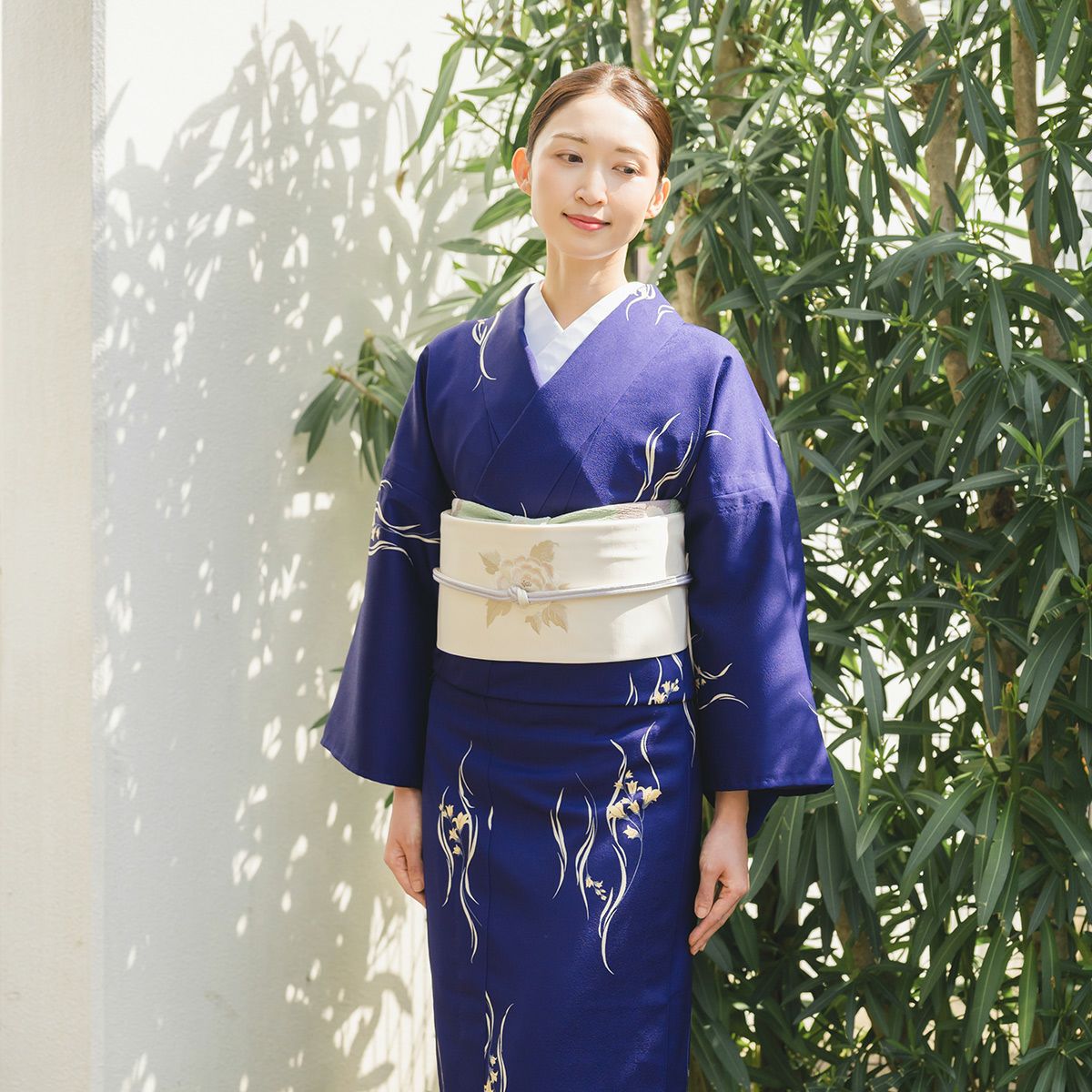 CHIKUMO-千雲-】刺繍名古屋帯 唐獅子牡丹/オフホワイト くるり｜着物屋