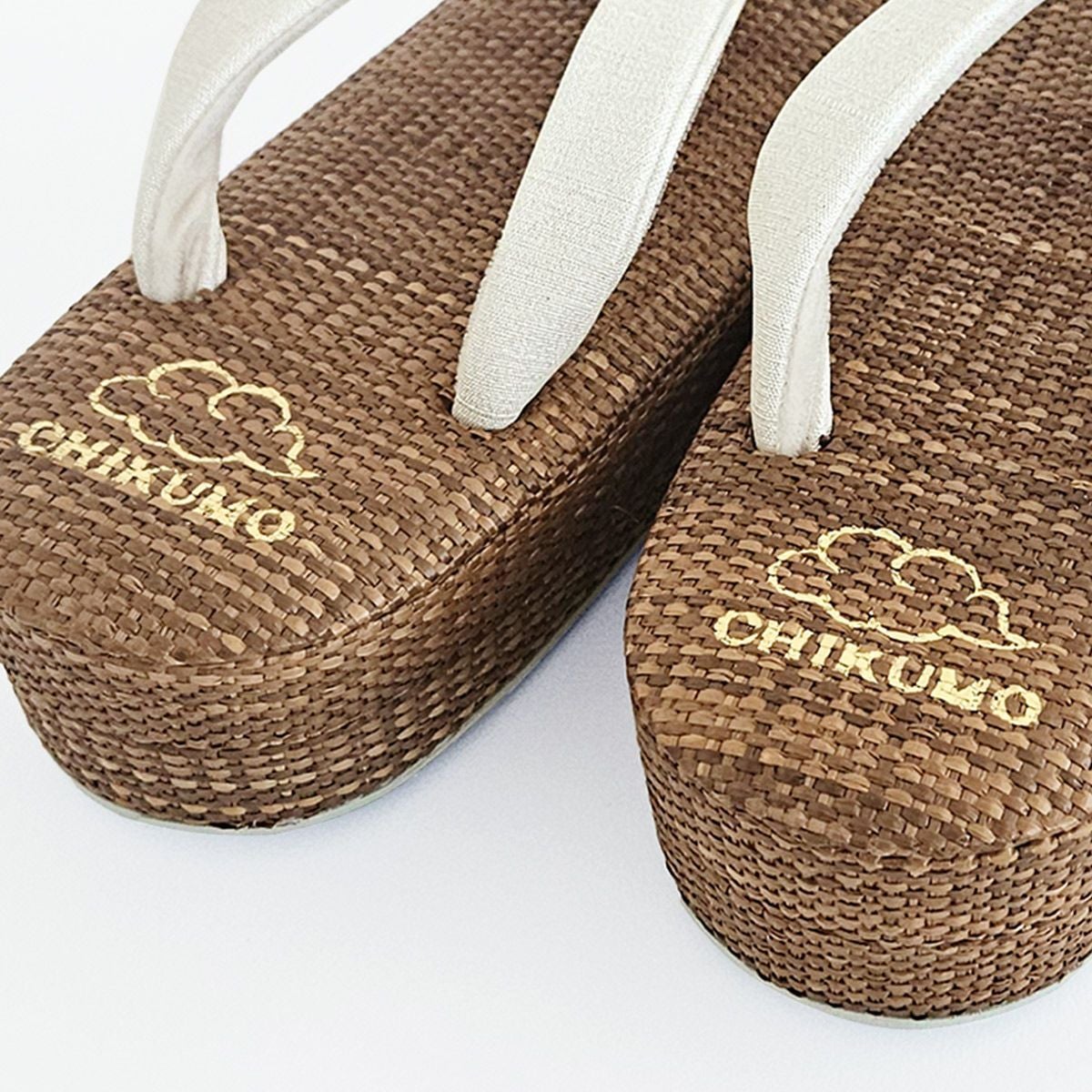 ☆15％OFF☆【CHIKUMO-千雲-】履きやすいほめられ草履 夏・単衣