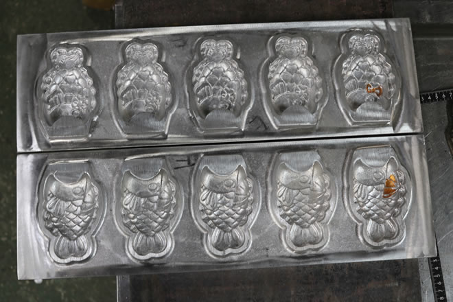 たい焼きパフェ たい焼き器 業務用 – ベビーカステラ機やたい焼き器