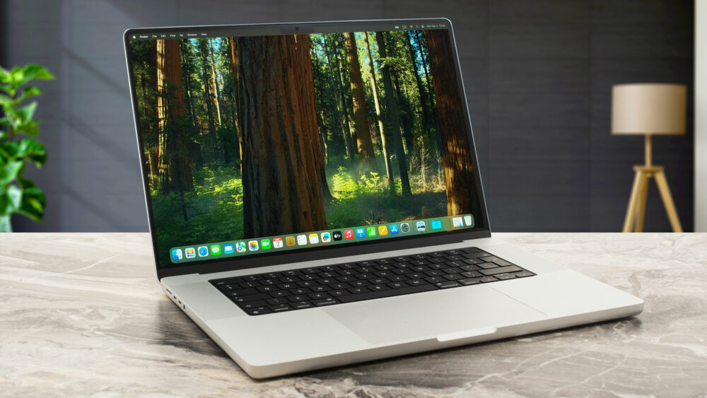 Apple MacBook Pro 16 (M4 Pro / M4 Max) incelemesi - Profesyoneller