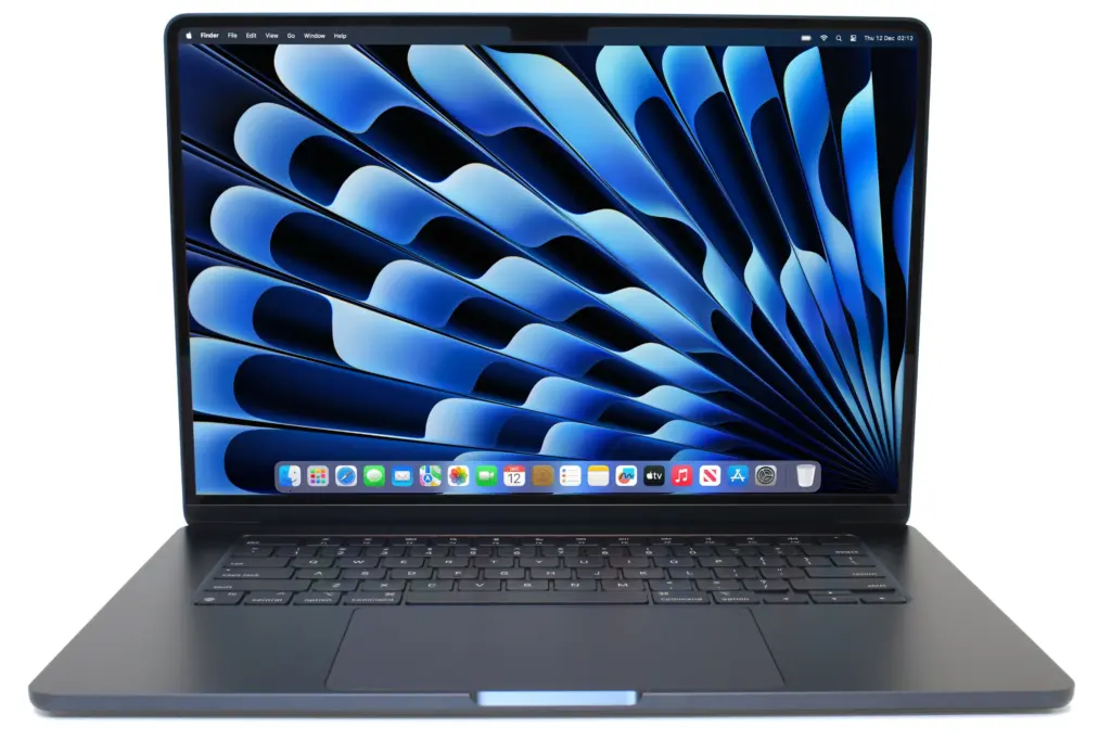 MacBook Air M4 15-inch 16GB RAM 512GB SSD, Model No. A3241
