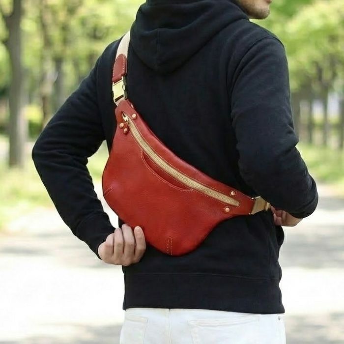 薄マチクロスボディバッグ｜PORCO ROSSO