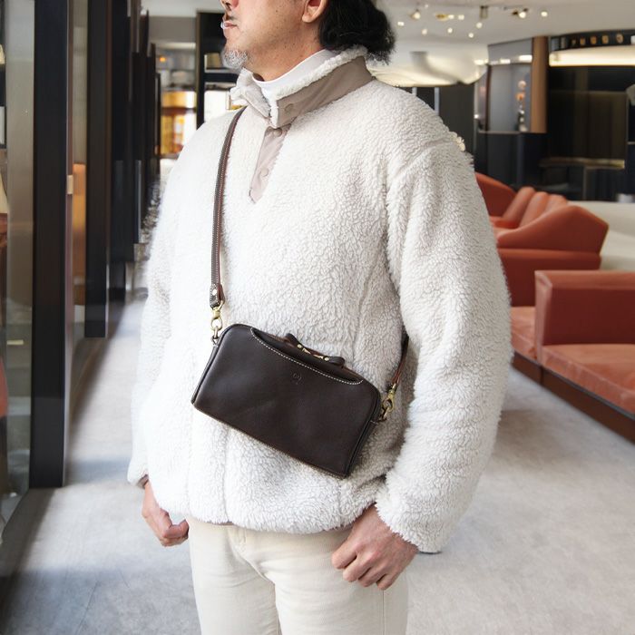 000000008166-04.jpg?size=l&w=