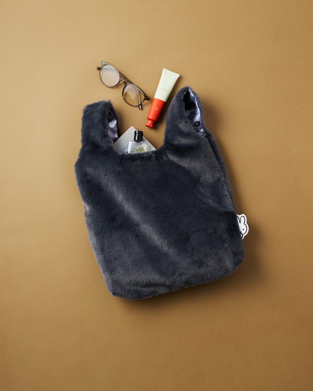 リンネル2026年2月号付録「ミッフィー」のふわもこファーバッグ