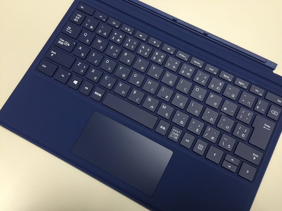 Surface Pro 3ユーザーは Pro 4用のタイプカバーを買うと幸せになれ