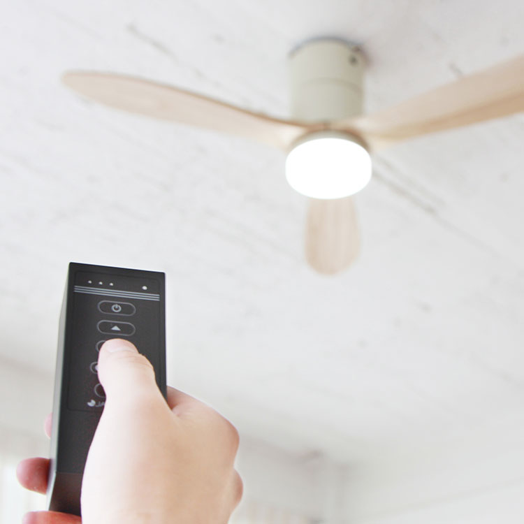 Modern Collection LED シーリングファン REAL wood blades (電球色