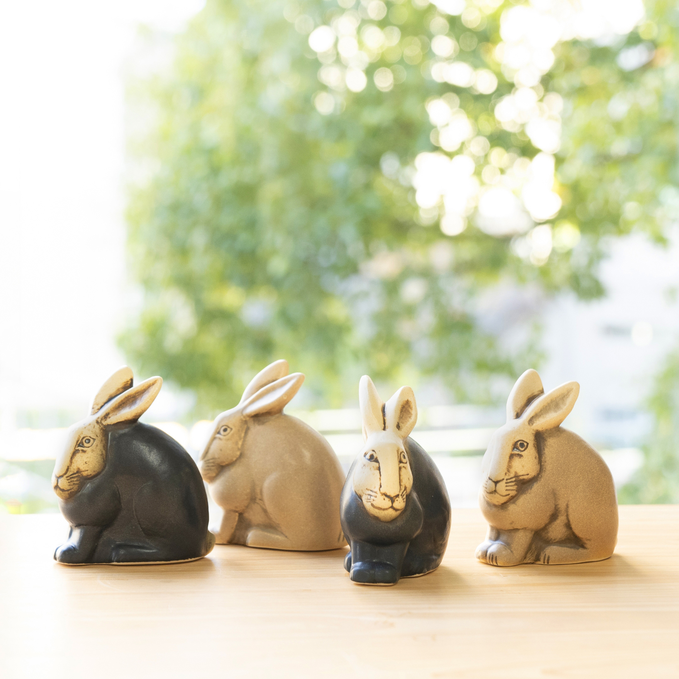 大人色になったスウェーデンの野うさぎ！ - LISA LARSON