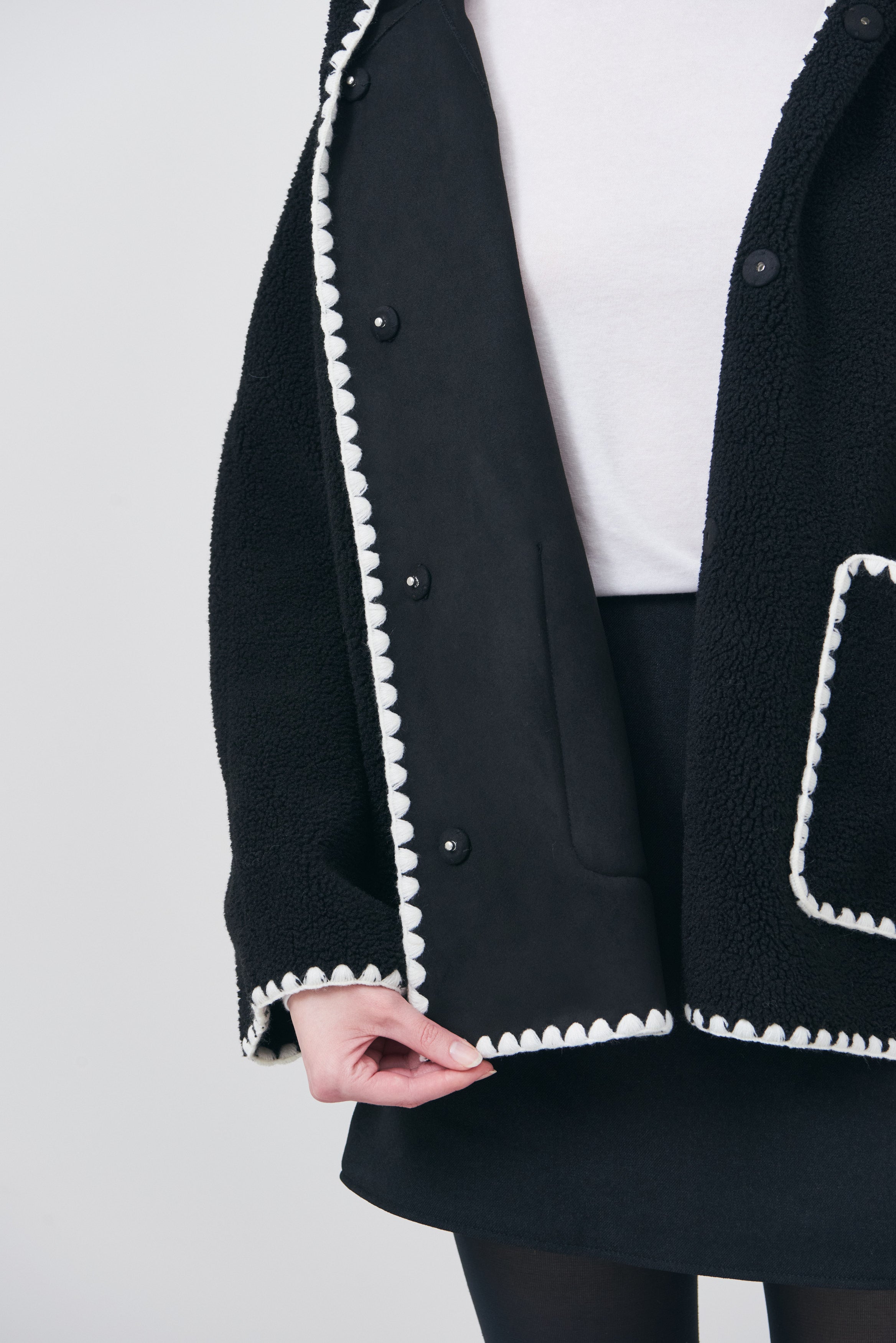 Scallop Boa Hoodie / Black – LIten.online