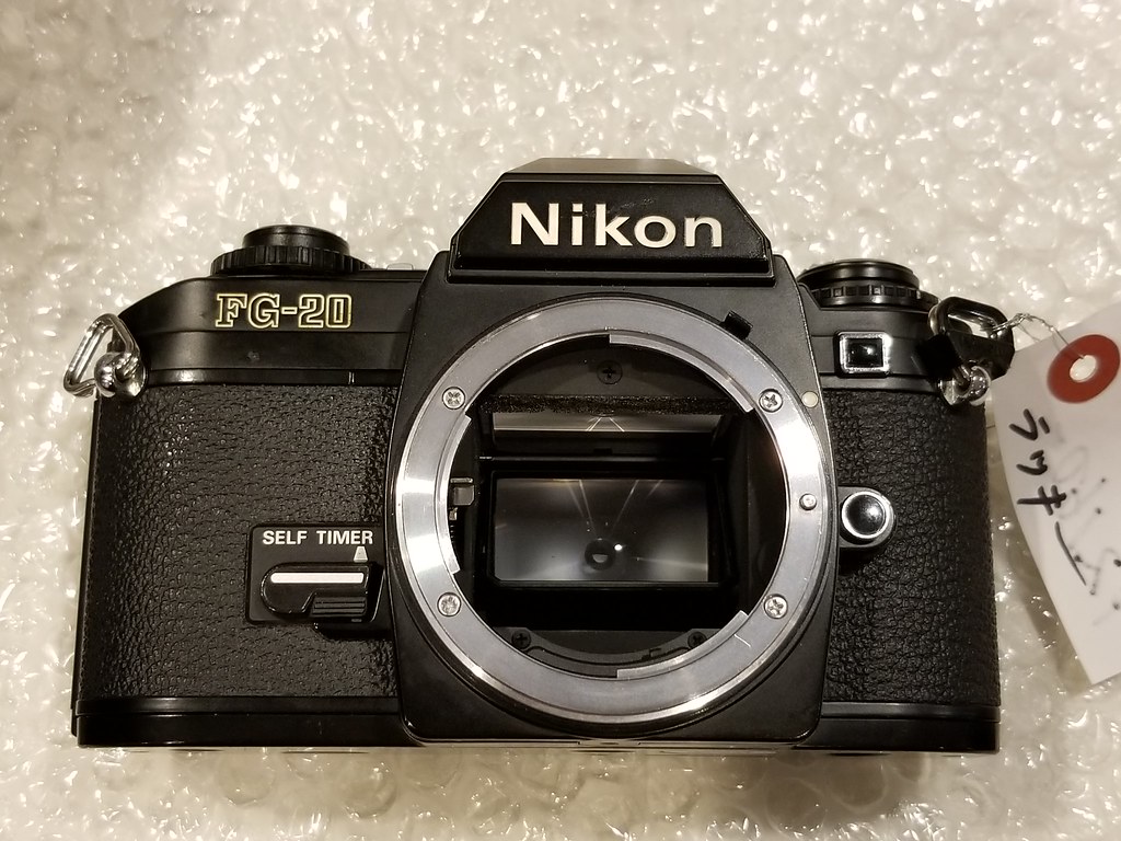 Nikon FG-20 一眼レフカメラレンズ付きアンティークカメラ