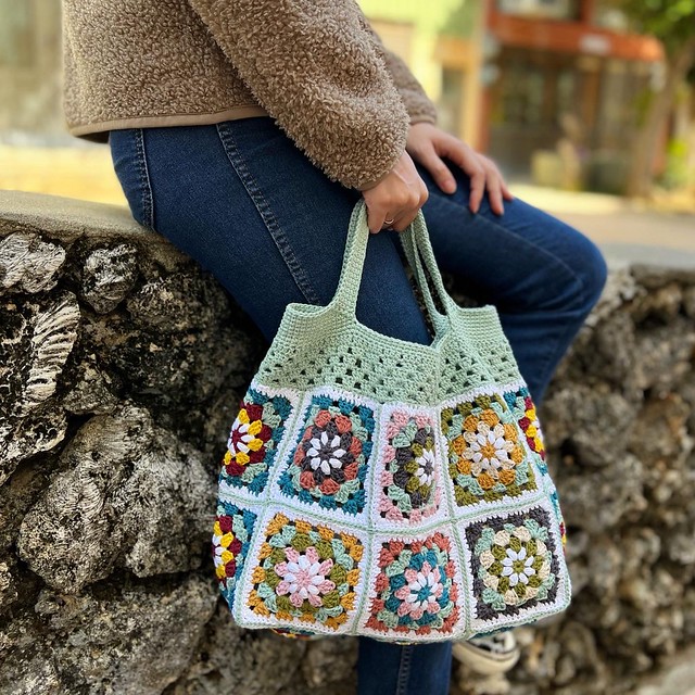 台湾 花格日和・レトロ花タイルパッチワークかぎ針編みトートバッグ
