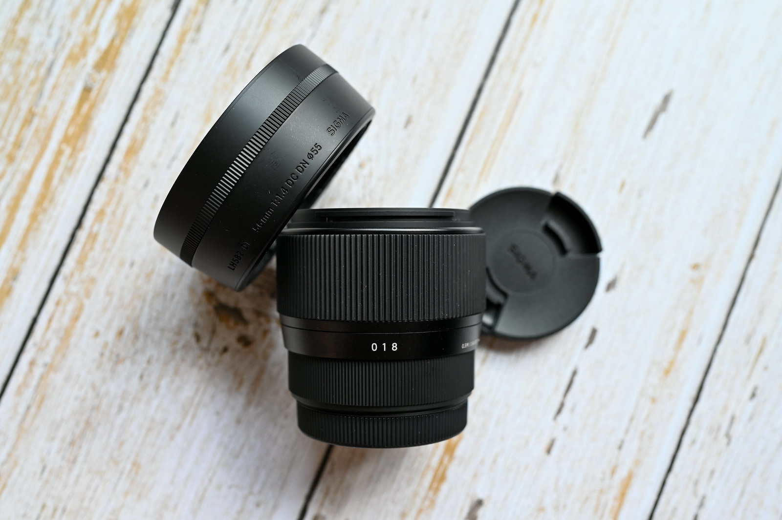 Review of the Sigma 56mm f1.4 DC DN for Fujifilm X-mount – Fitting