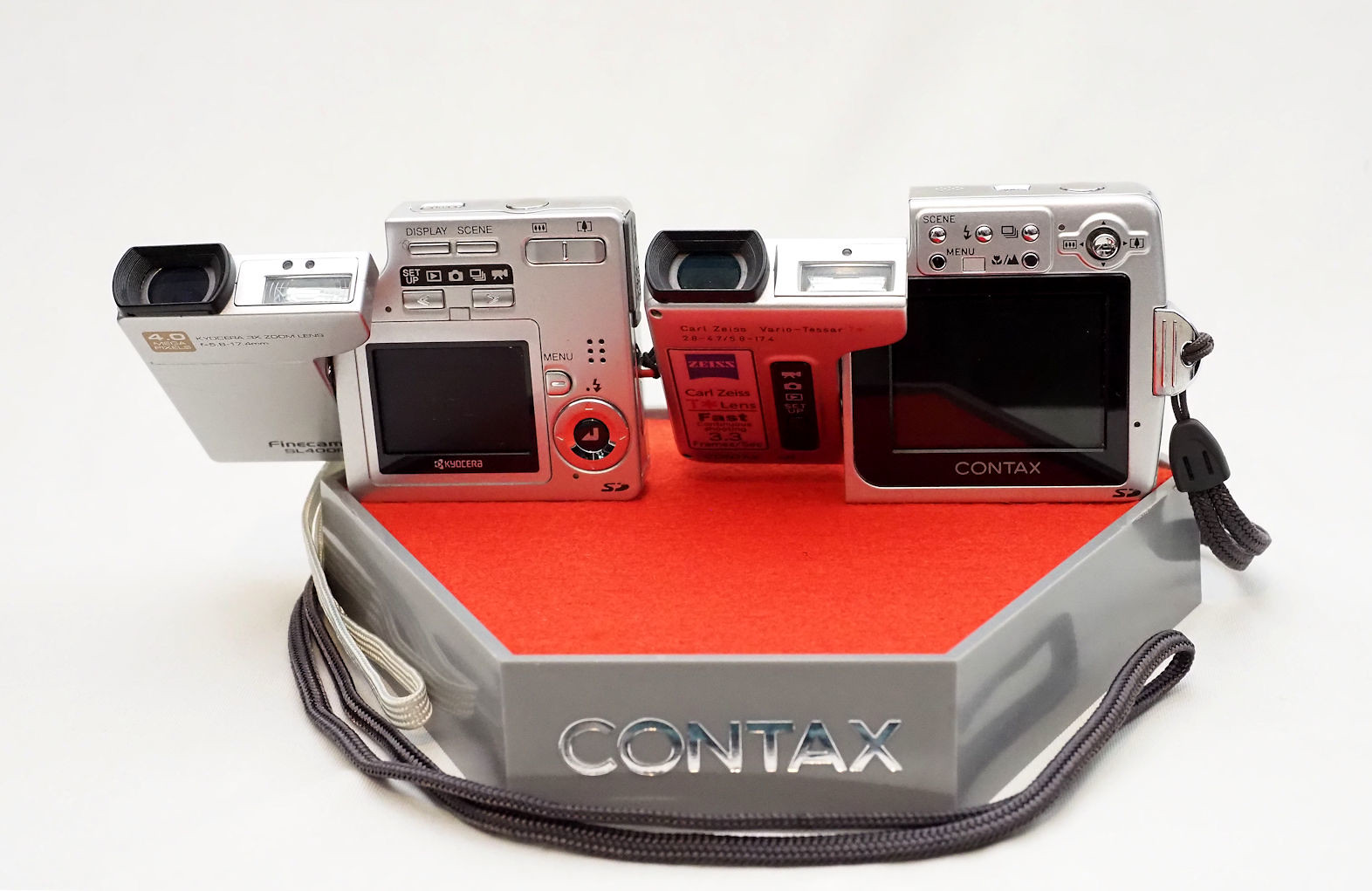 Contax & Kyocera SL300R and SL400R/U4R digital models. | Yashica Forum