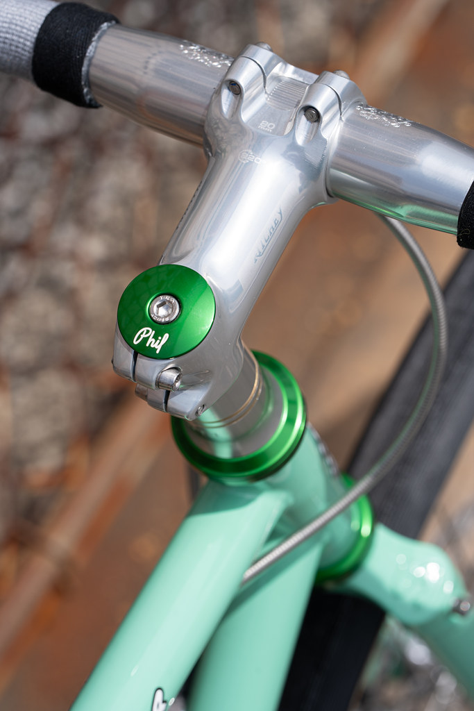 SURLY* straggler / BUILT BY BLUE LUG - CUSTOMER'S BIKE CATALOG