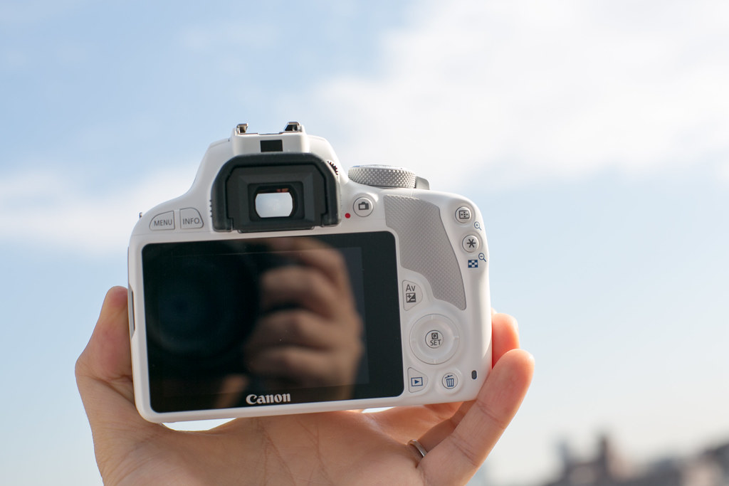 CANON EOS Kiss X7 ホワイトモデル | airoplane.net/ | Norio NAKAYAMA