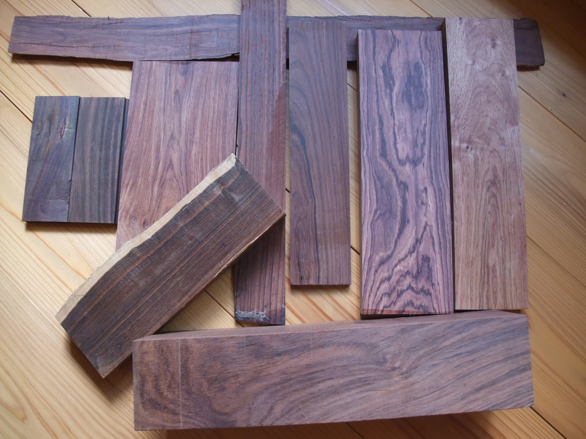 ローズウッドについて : 本物の無垢木材 ～茨木市戸田材木店・セルバの
